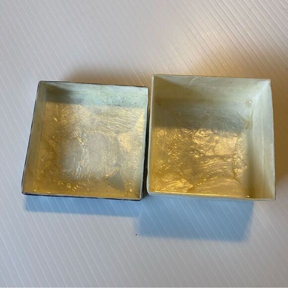 Capiz Shell mother of pearl Trinket Box Jewelry White black Lid Coastal 3x3x2.5 - Picture 6 of 9